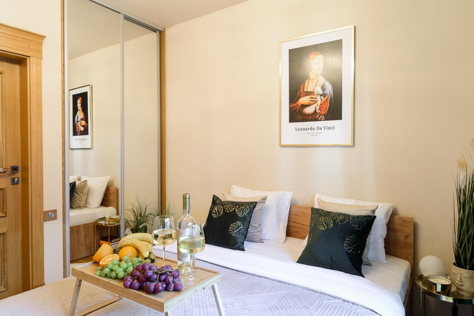 Lumina Premium Apart Near Mennica Residence Warsaw Exterior photo